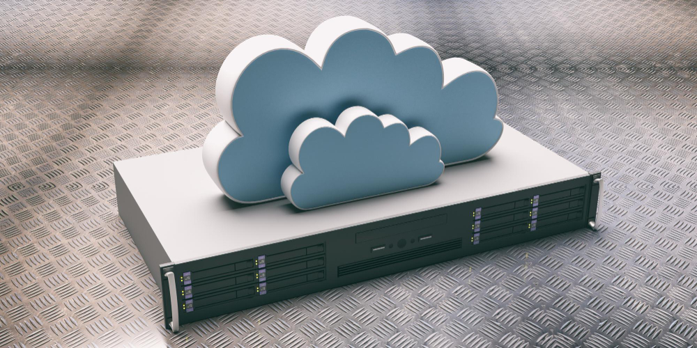 Persistent storage for Amazon EC2 with EBS